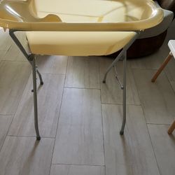 Baby Bath Tub With Stand 
