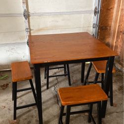 3ft High Table And Chairs