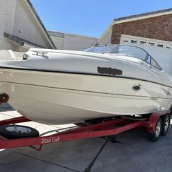 2006 Stingray 220DR Speed Boat 