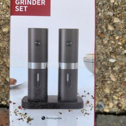 Salt N Pepper Shakers