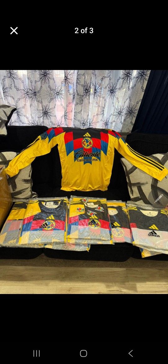 America Jerseys And Flags And Hats