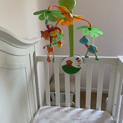 Safari crib mobile 