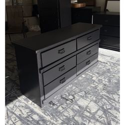 Dresser Sale!! *Ask For Price*