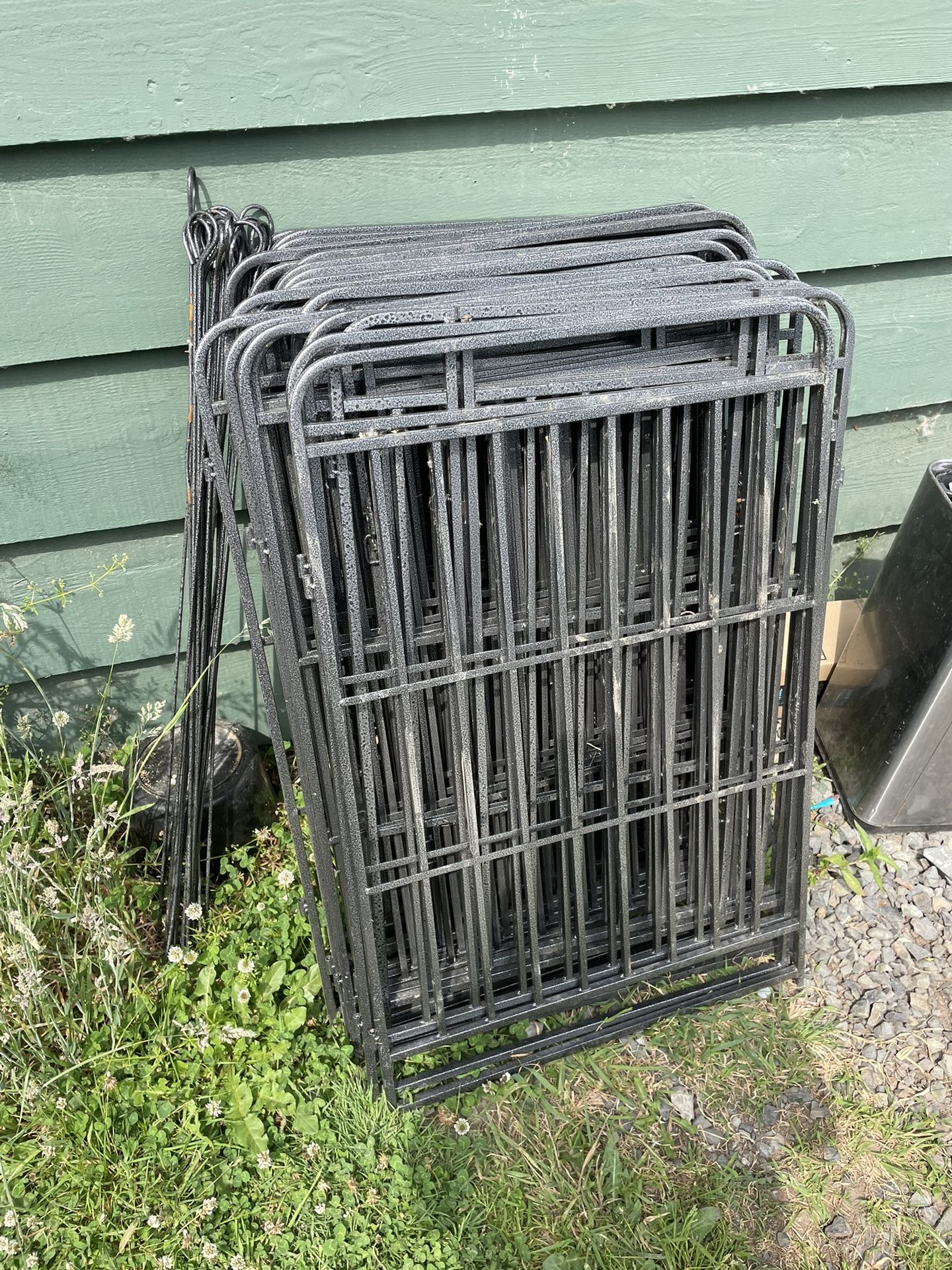 Dog Kennel Fence