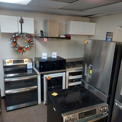 🎅Holiday Sale On ALL Major Appliances!!!🤶