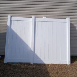 White  Vinyl Fence