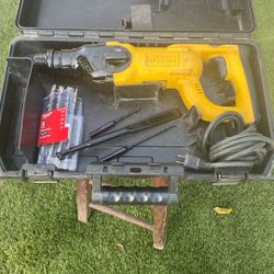 DEWALT D25203 ROTARY HAMMER Work Perfect