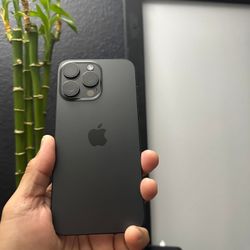 IPhone 15 PRO  carrier unlocked