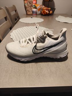 Nike golf shoes size 8