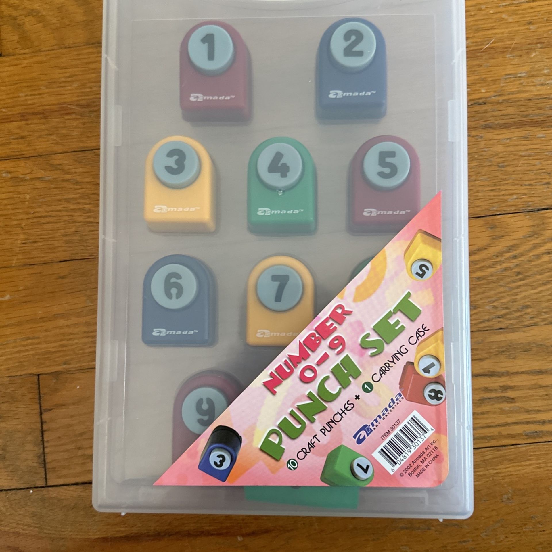Number 0-9 Paper Hole Punches