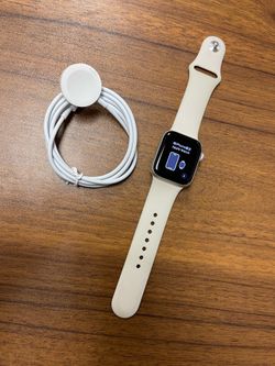 LikeNEW Apple Watch SE 40mm GPS + Cellular