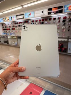 iPad Pro 11inch M4 256gb WiFi LTE