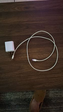 iPhone 11 Charging Cube And Cable