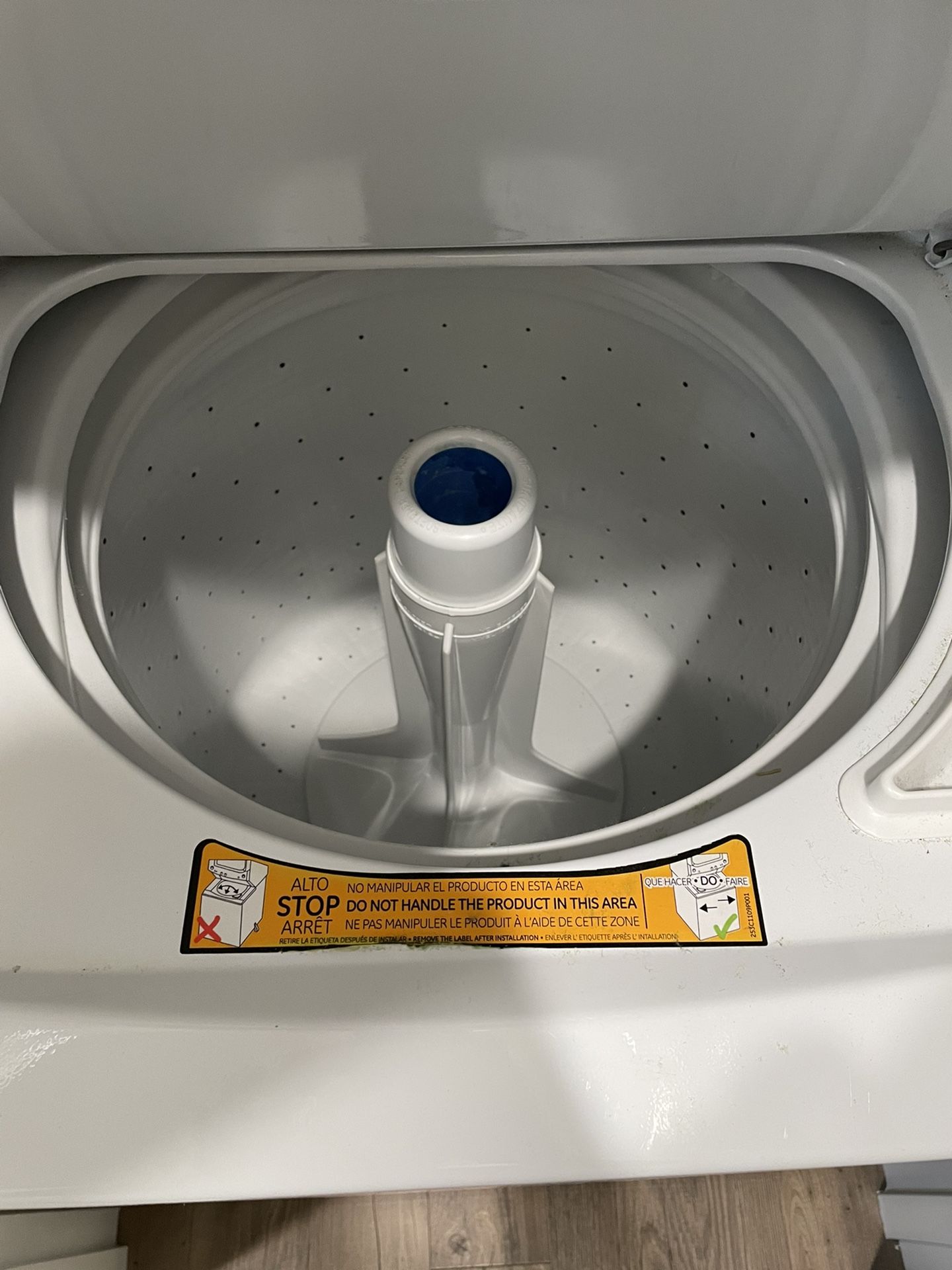 GE Stack Washer& Dryer for Sale in Buckley, WA OfferUp