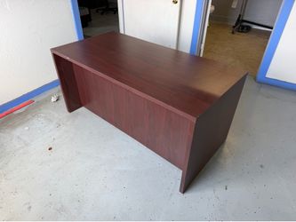 Free desk must go today