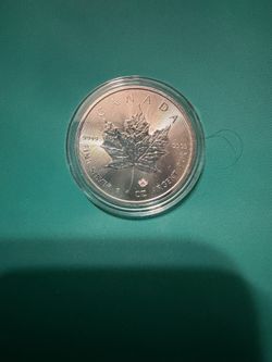 Canadian silver maple coin