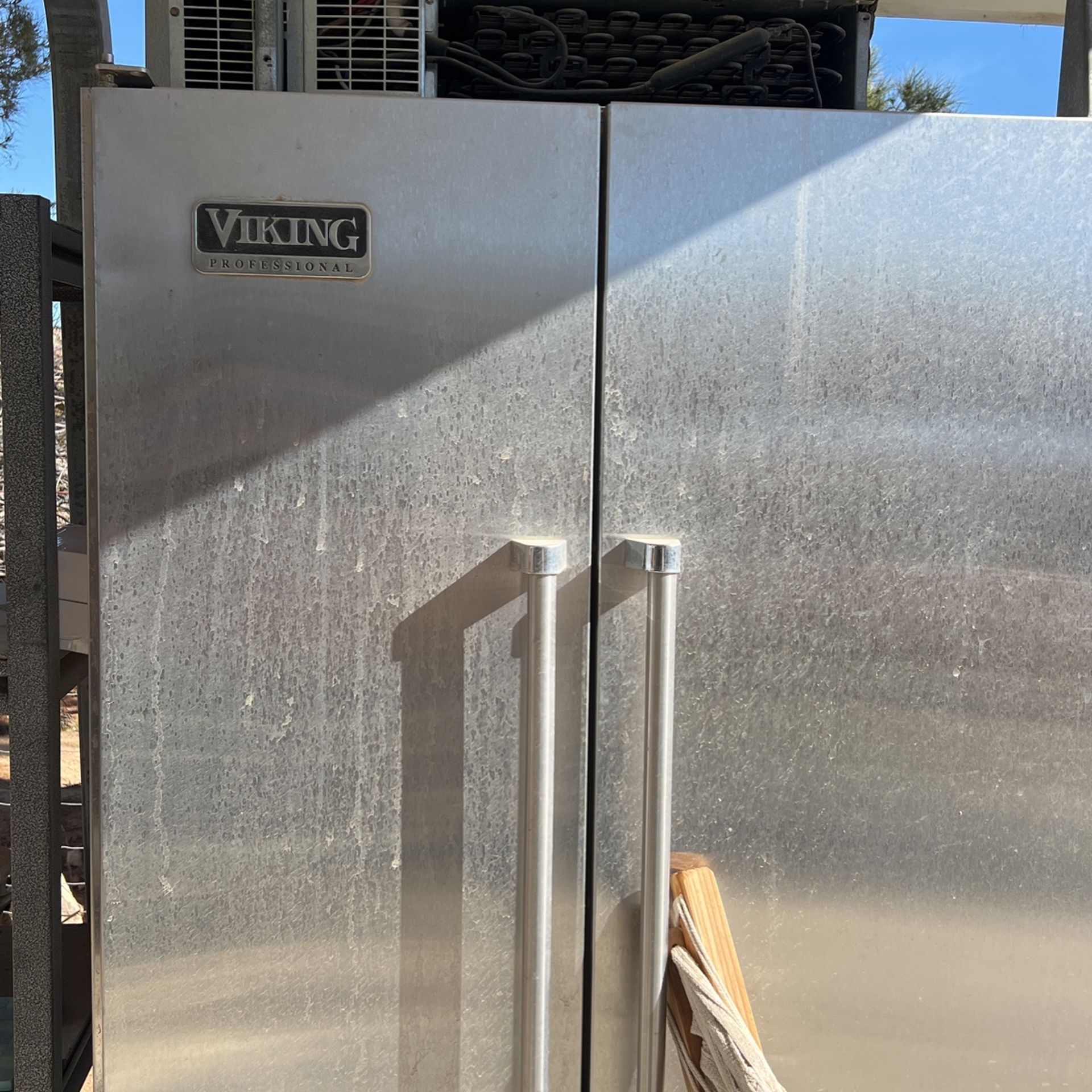 Viking Professional Refrigerator Free