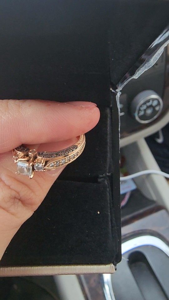 Wedding/Engagement Ring 1 Of A Kind