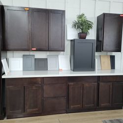 Kitchen Cabinets 