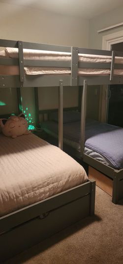 Bunk bed