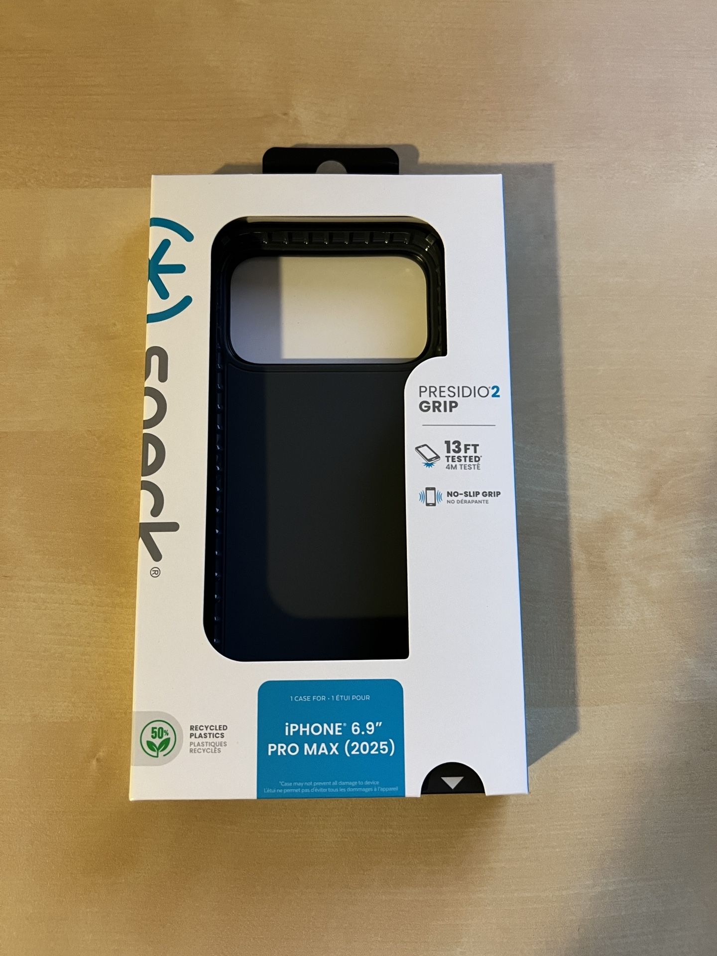 iPhone 17 Pro Max Case Speck Presido2 Grip