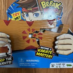 *NEW* YULO Break The Board Game Ages 6+  1-10  Players  Games For Family Fun