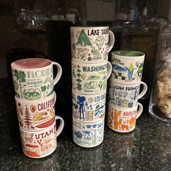10 Starbucks Cups