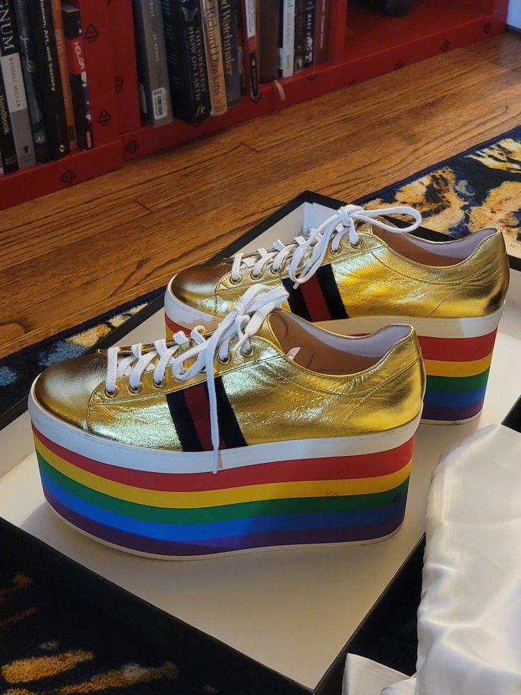 AUTHENTIC! GUCCI PEGGY RAINBOW GOLD SHOES!