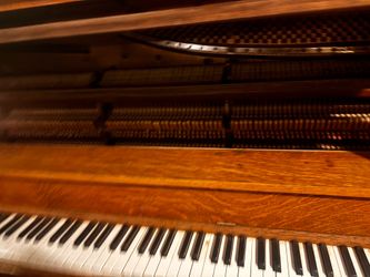 Old piano