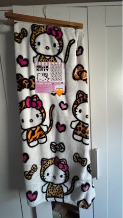 Hello Kitty Leopard  Plush Throw Blanket 🐆