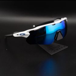 Oakley Radars 