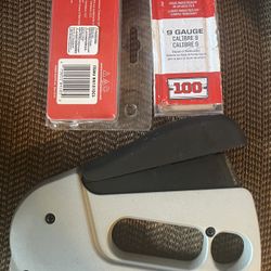 PowerShoot Staple Gun With Staples