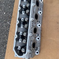 2015-2020 Cadillac Escalade,Chevrolet GM Gen V 6.2L 1two702six30 Single Cylinder Head in good condition 90 day warranty can deliver or meet