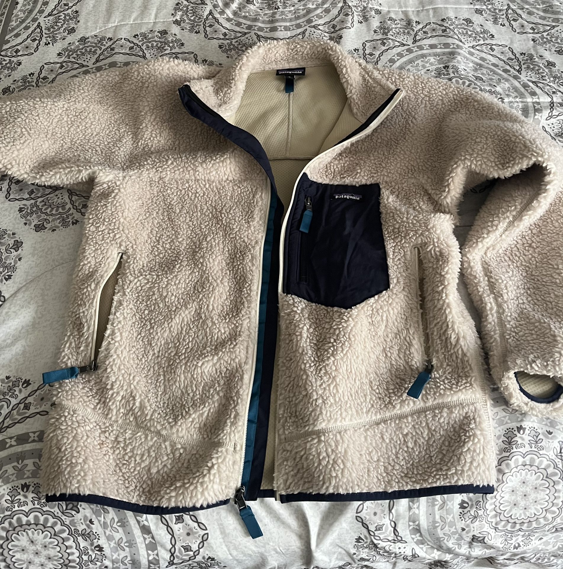 Patagonia Sweater/ Jacket 