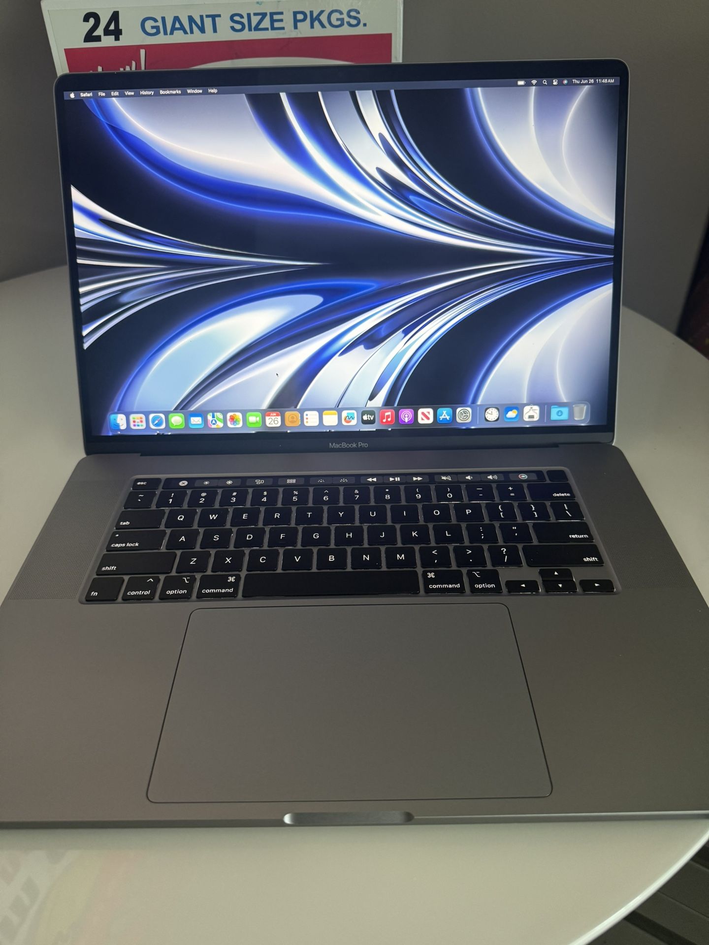 Apple MacBook PRO (16 INCH) -16 GB Ram 512 Storage NEW condition