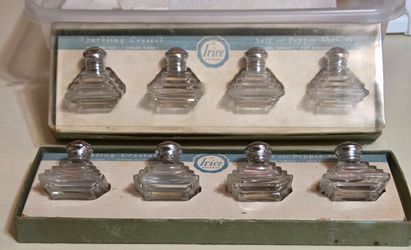 Vintage Irice (Irving Rice) salt/pepper shakers