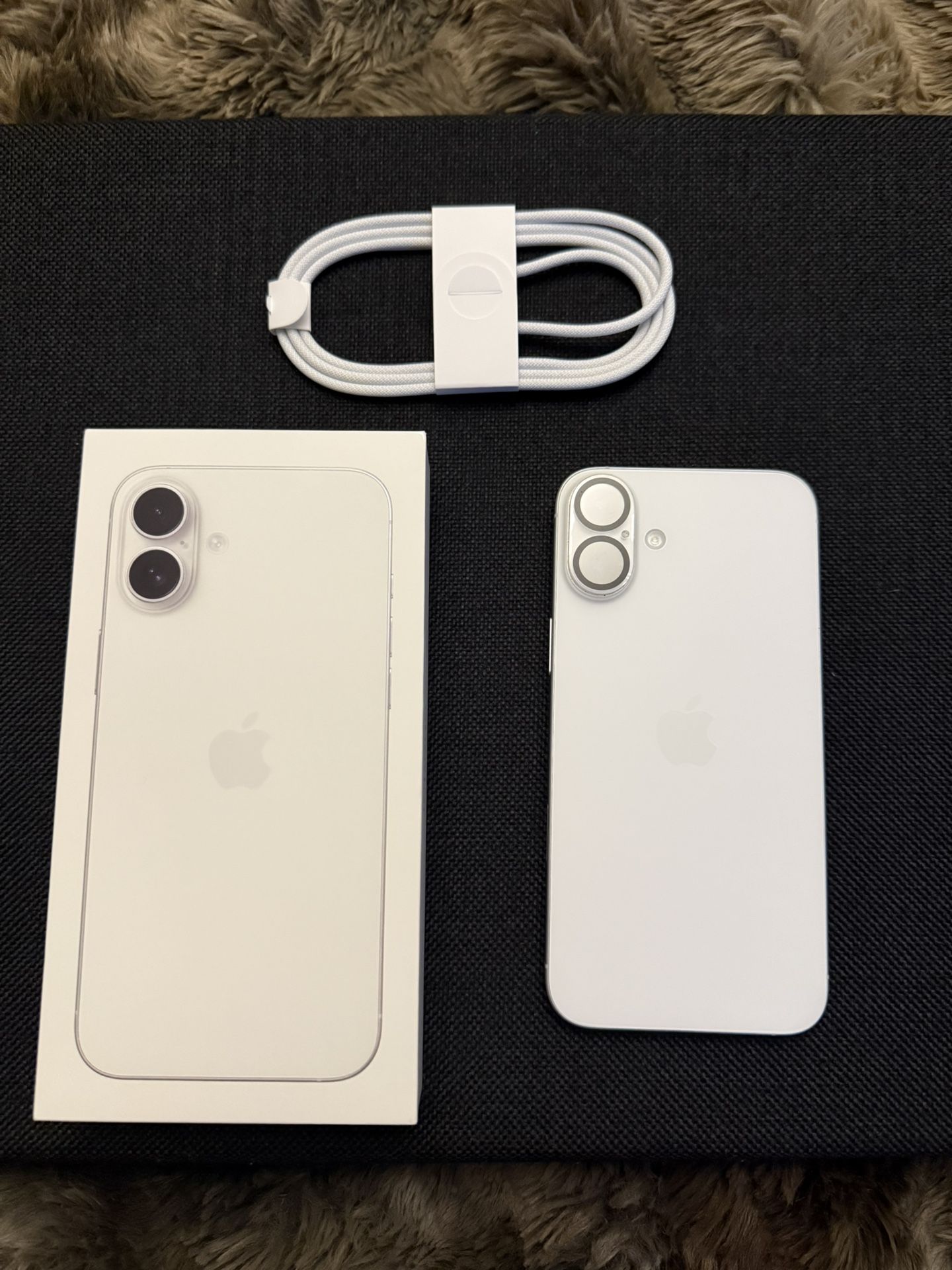 Unlocked Apple iPhone 16 Plus – 256GB – White – Gently Used – $900.00
