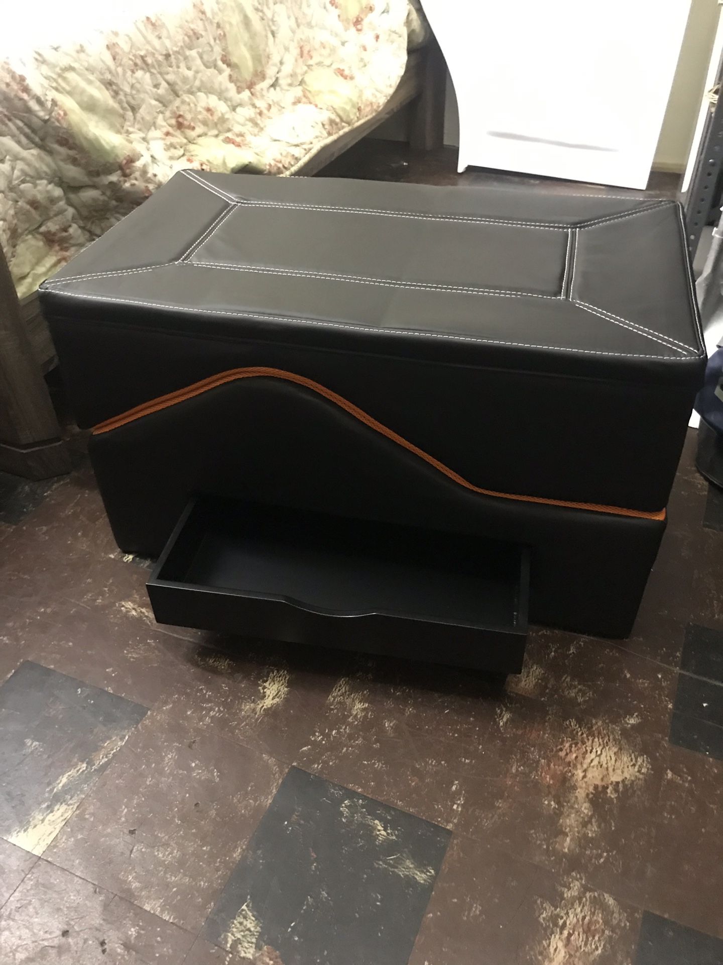 Ottoman gaming chair