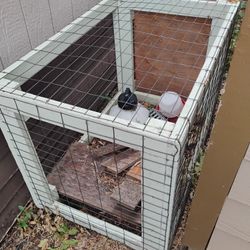 Cage 