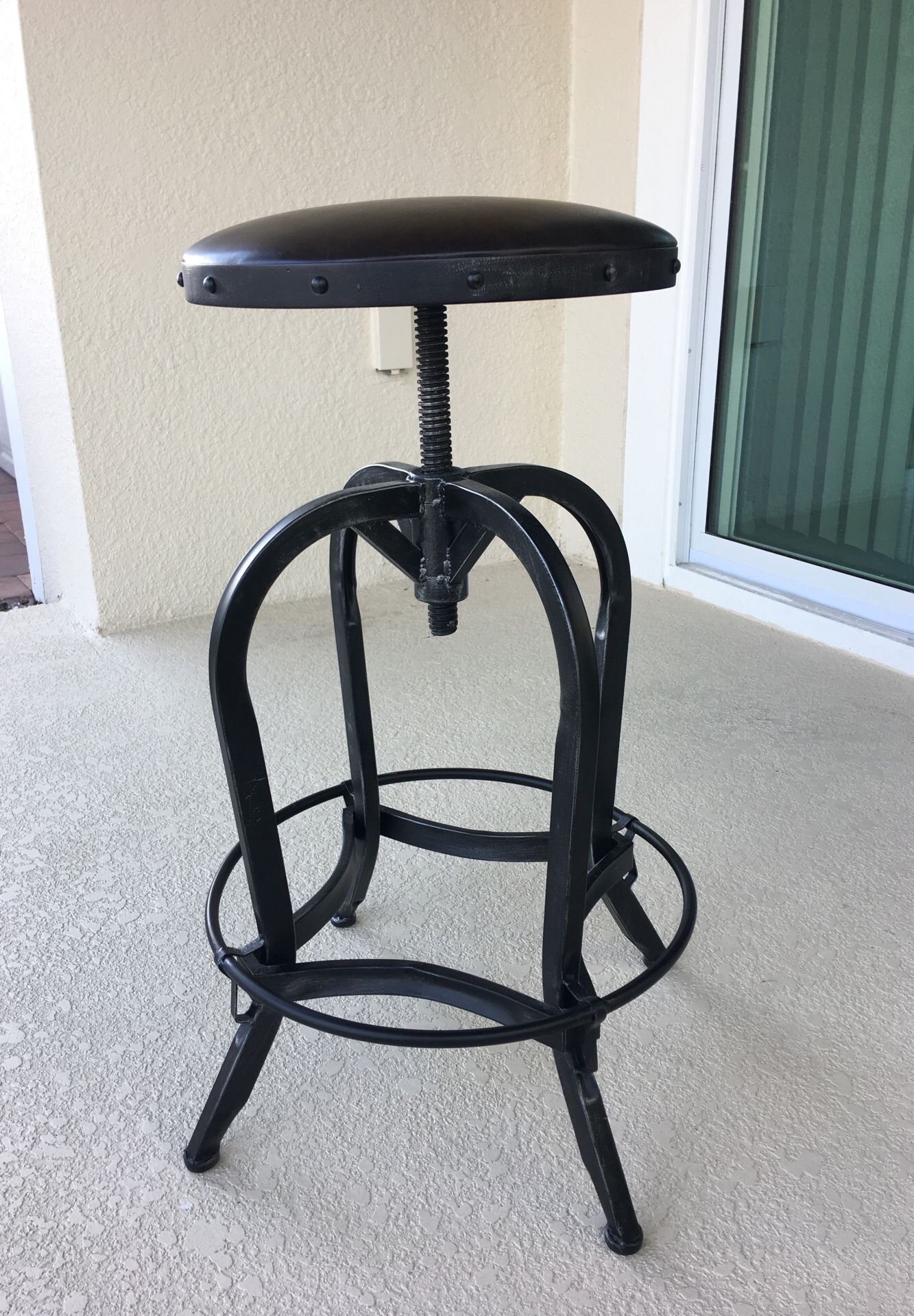 3 Bar Stools