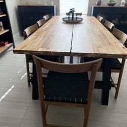 Dining Table & 8 Chairs