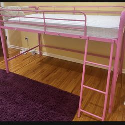 Twin Loft Bunk bed 