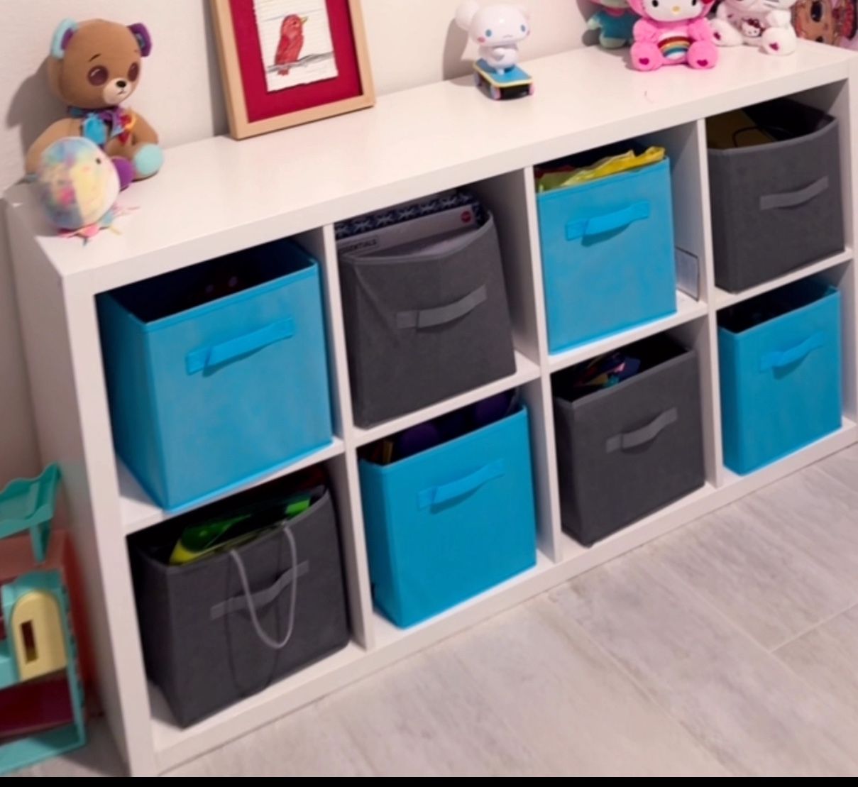 Shelf Unit