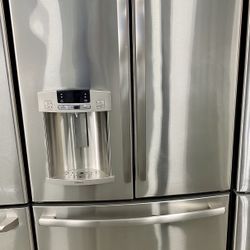 Stainless Steel GE French Door Refrigerator W/ 2 Ice Makers