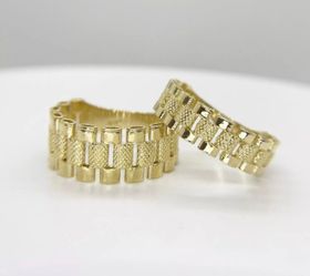 10k Solid Gold presidential style ring