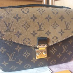 LV BAG