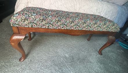 Upholstered bench