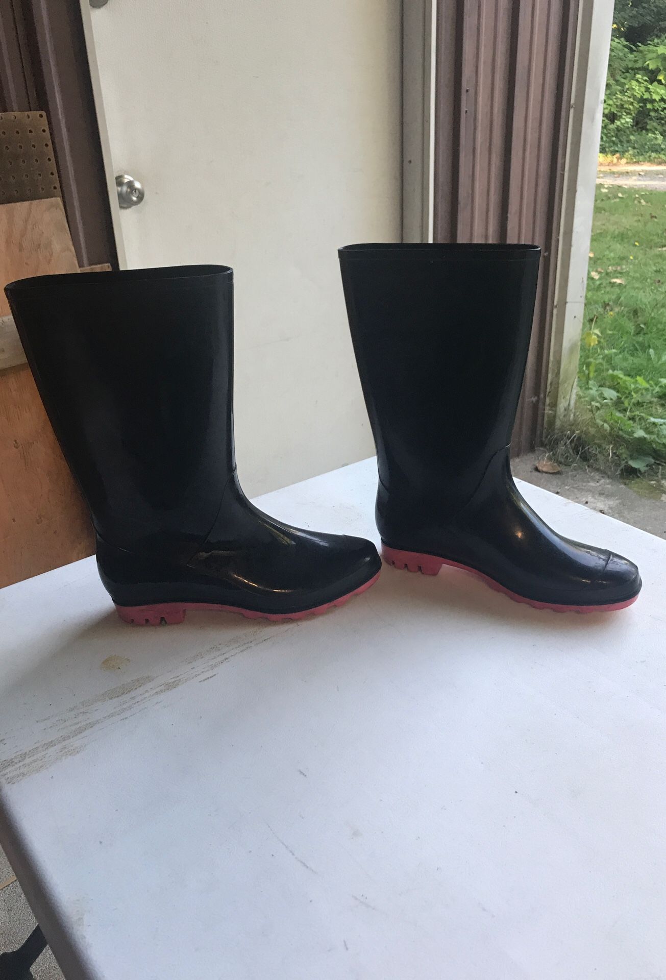 Rain boots size 11 Women’s