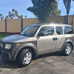 2004 Honda Element