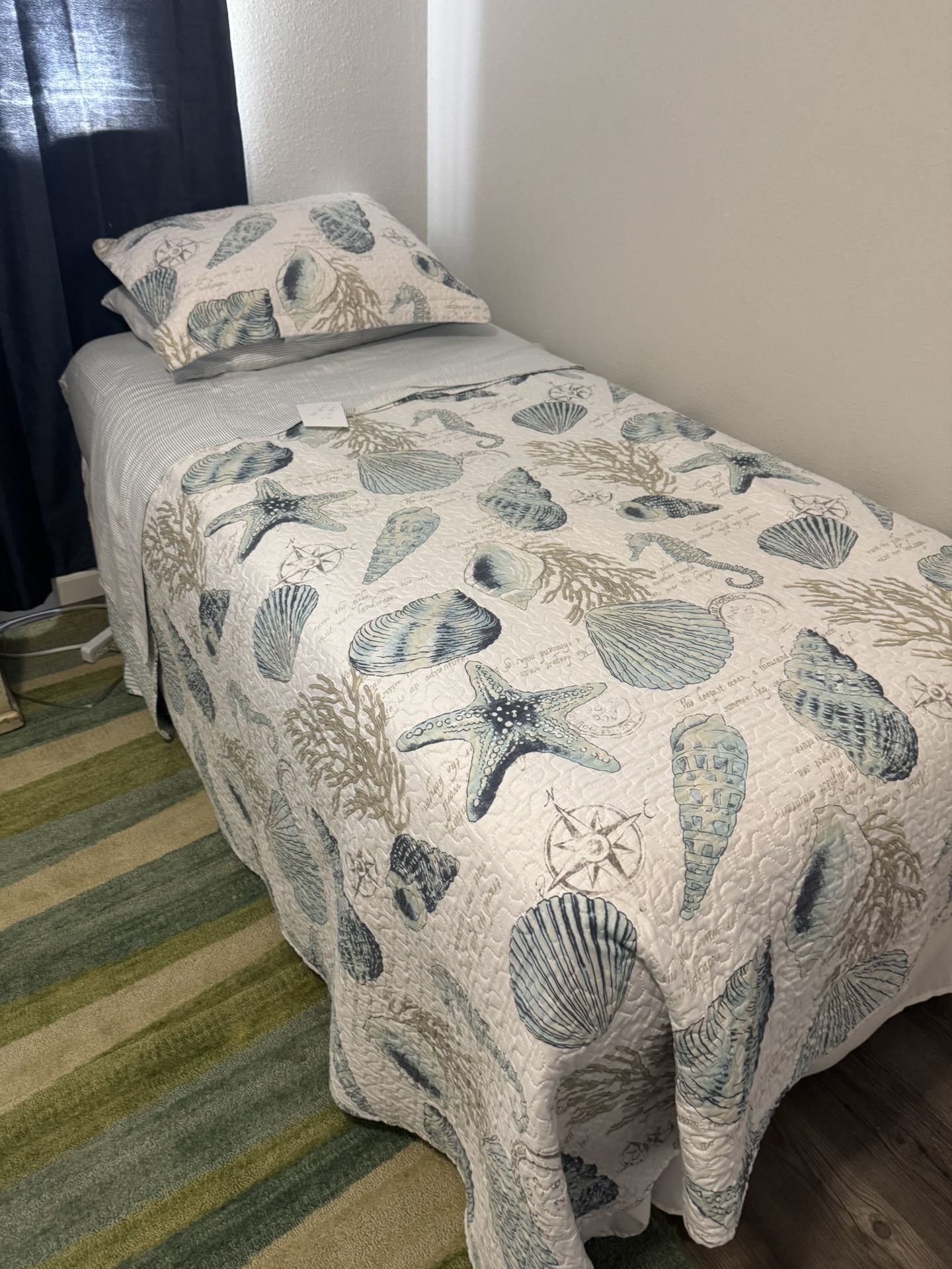 Twin Bedroom Set